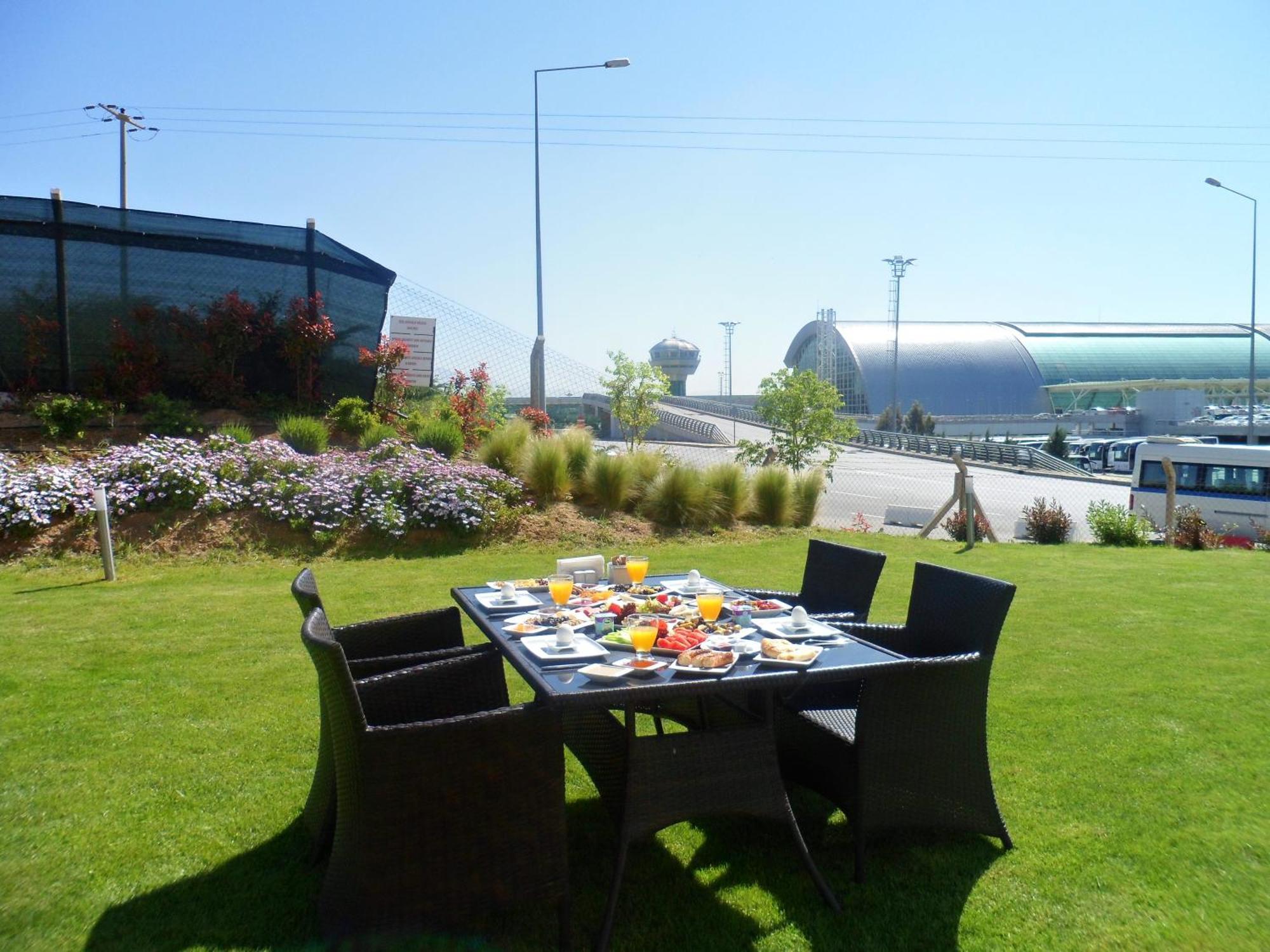 Otel Orty Airport